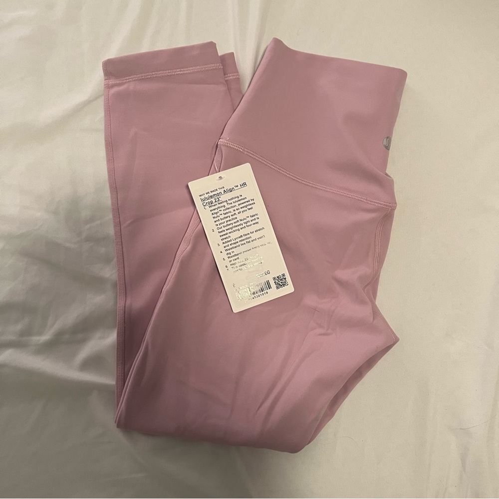 Cropped 23” Pink Peony Align Size 6